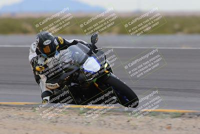 media/Jan-14-2023-SoCal Trackdays (Sat) [[497694156f]]/Turn 11 Inside (950am)/